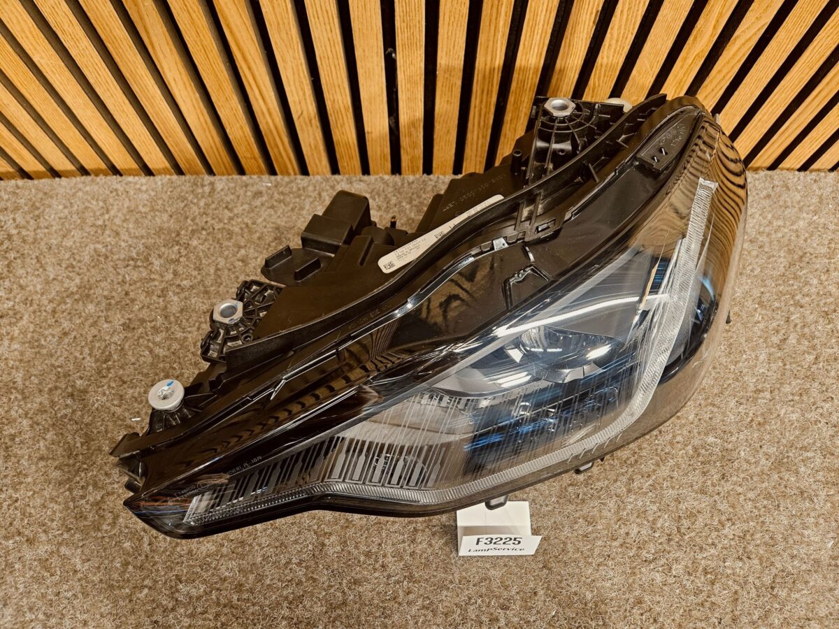 Faruri Stânga BMW Series 2 G42 2022 8083635 F3225