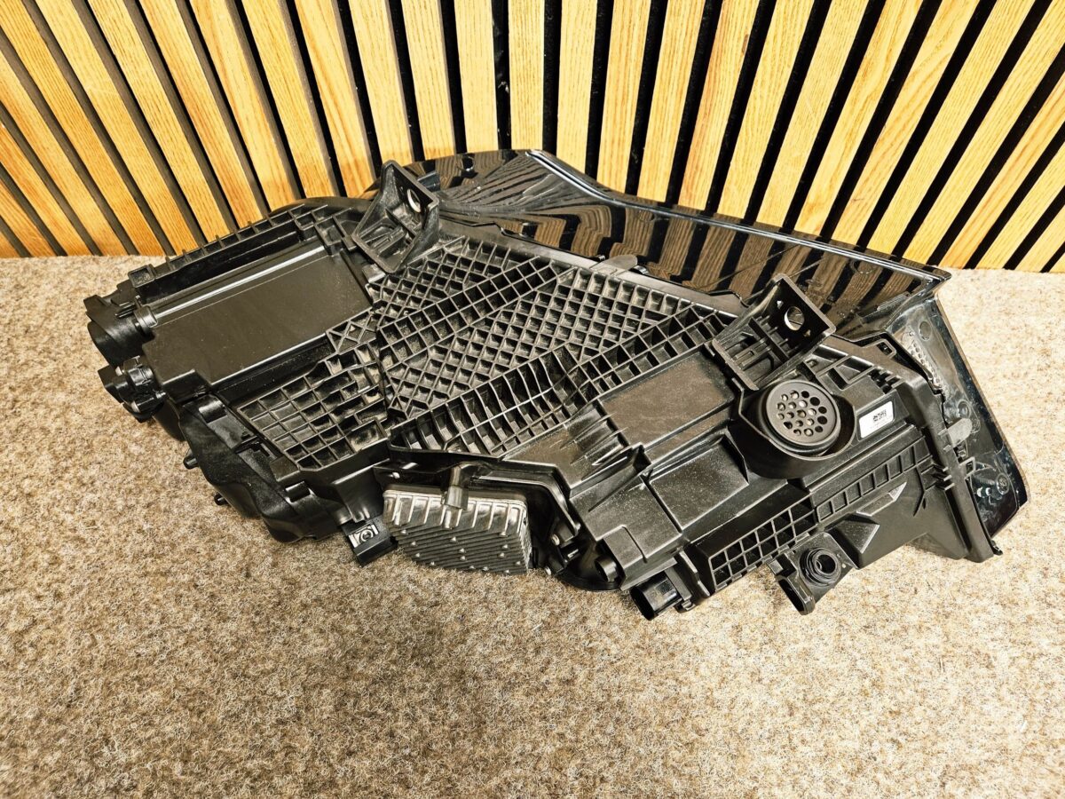 Faruri Dreapta Audi Q7 4M 2023 4M0941086C F2197