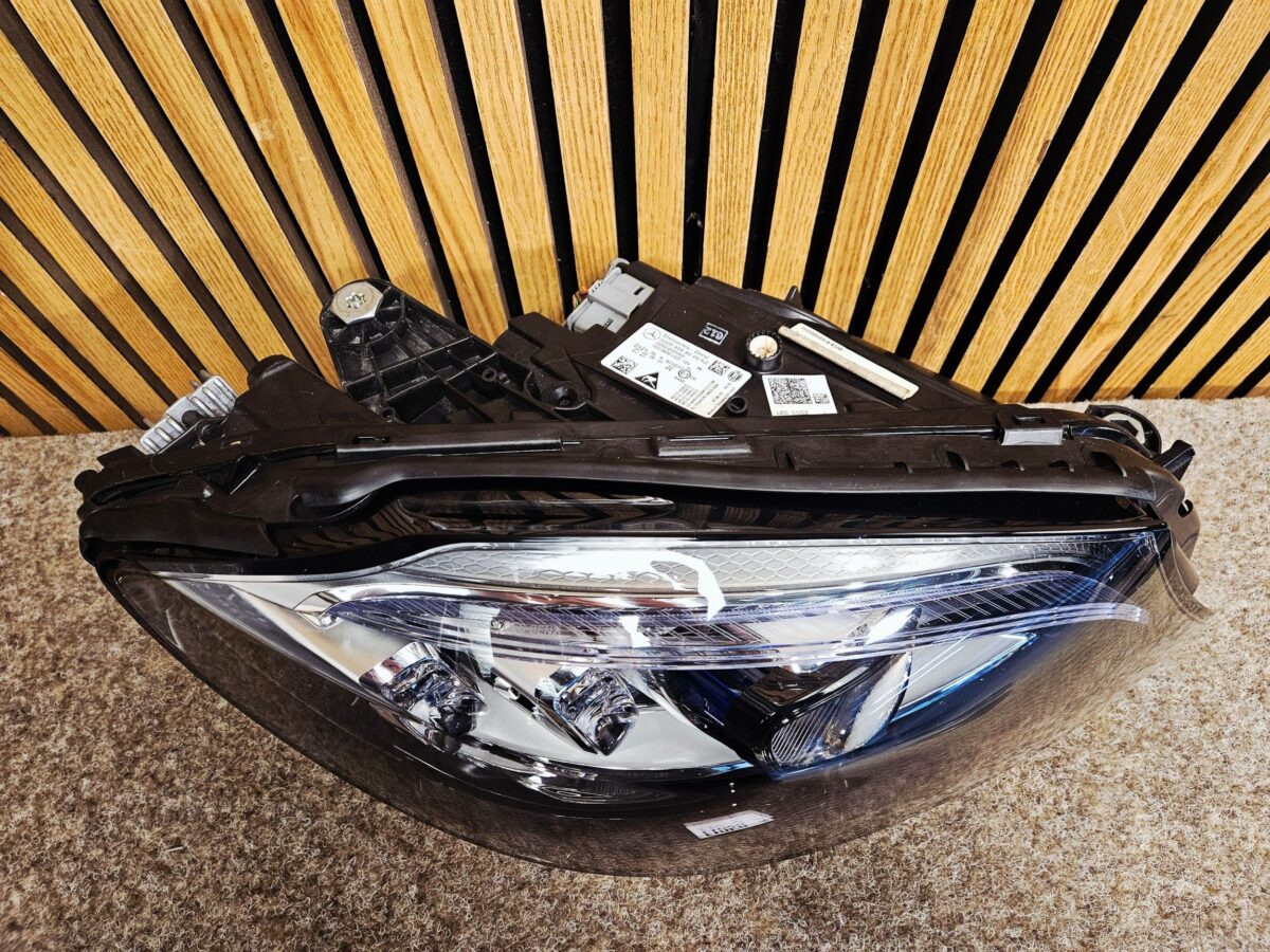 Faruri Dreapta Mercedes C, AMG C 2021 A2059068605 W205 F1050