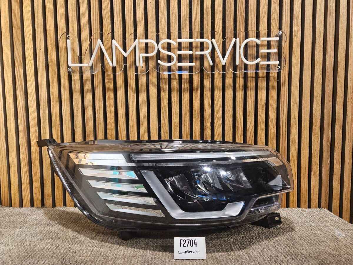 Faruri Dreapta Renault Trafic III 2024 260102899R F2704