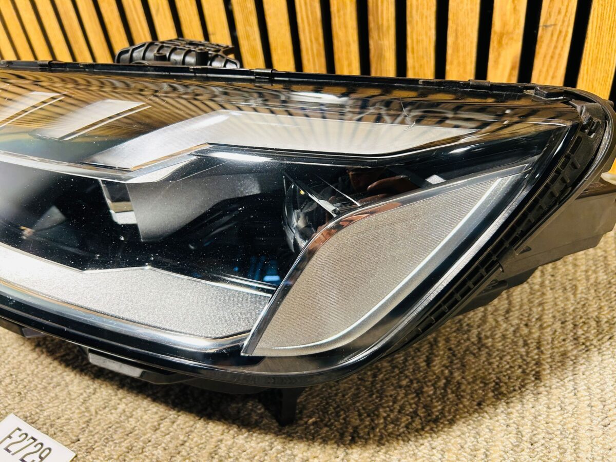 Faruri Audi A4, S4 B9 8W 2019 8W0941033D 06072305474 0301117233AB A4