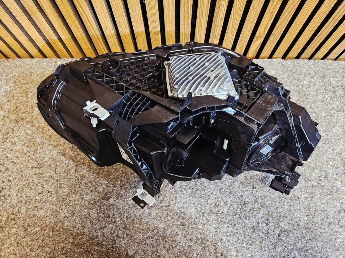 Faruri Stânga Mercedes CLA C174 C178 2025 A1749064102 H210764HR