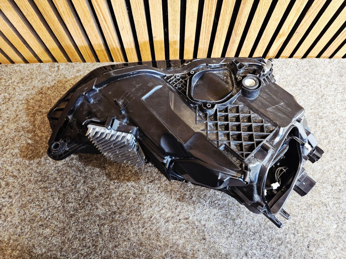 Faruri Stânga Audi A7, S7 4K8 2020 4K8941035F A7 F3166