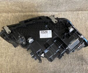 Faruri BMW Series 5 G30 G31 G38 2021 9850587 F1520 1EX2644 25012021
