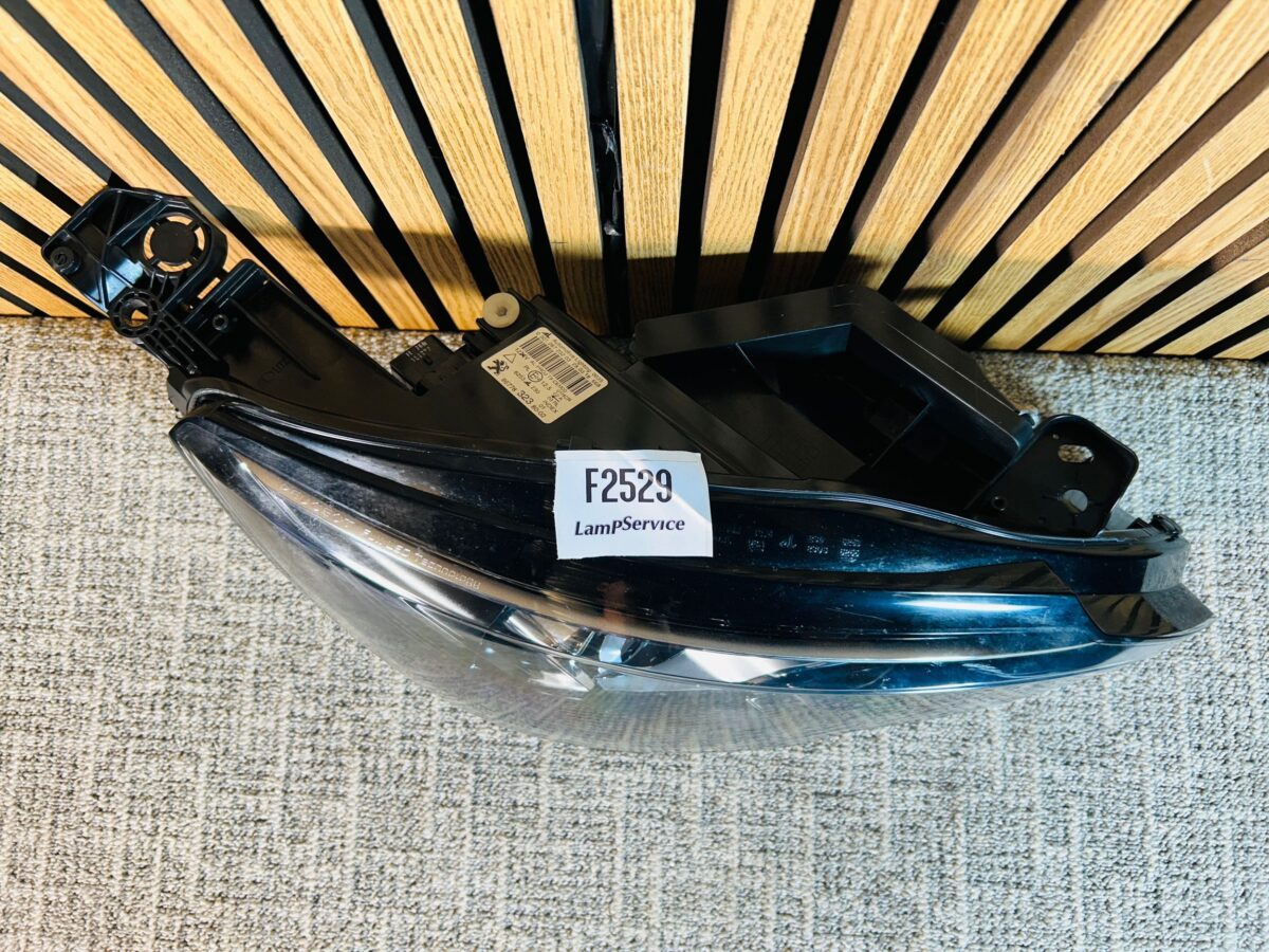 Faruri Peugeot 308 2021 9677832380 030128723203 6253LL230 F2529
