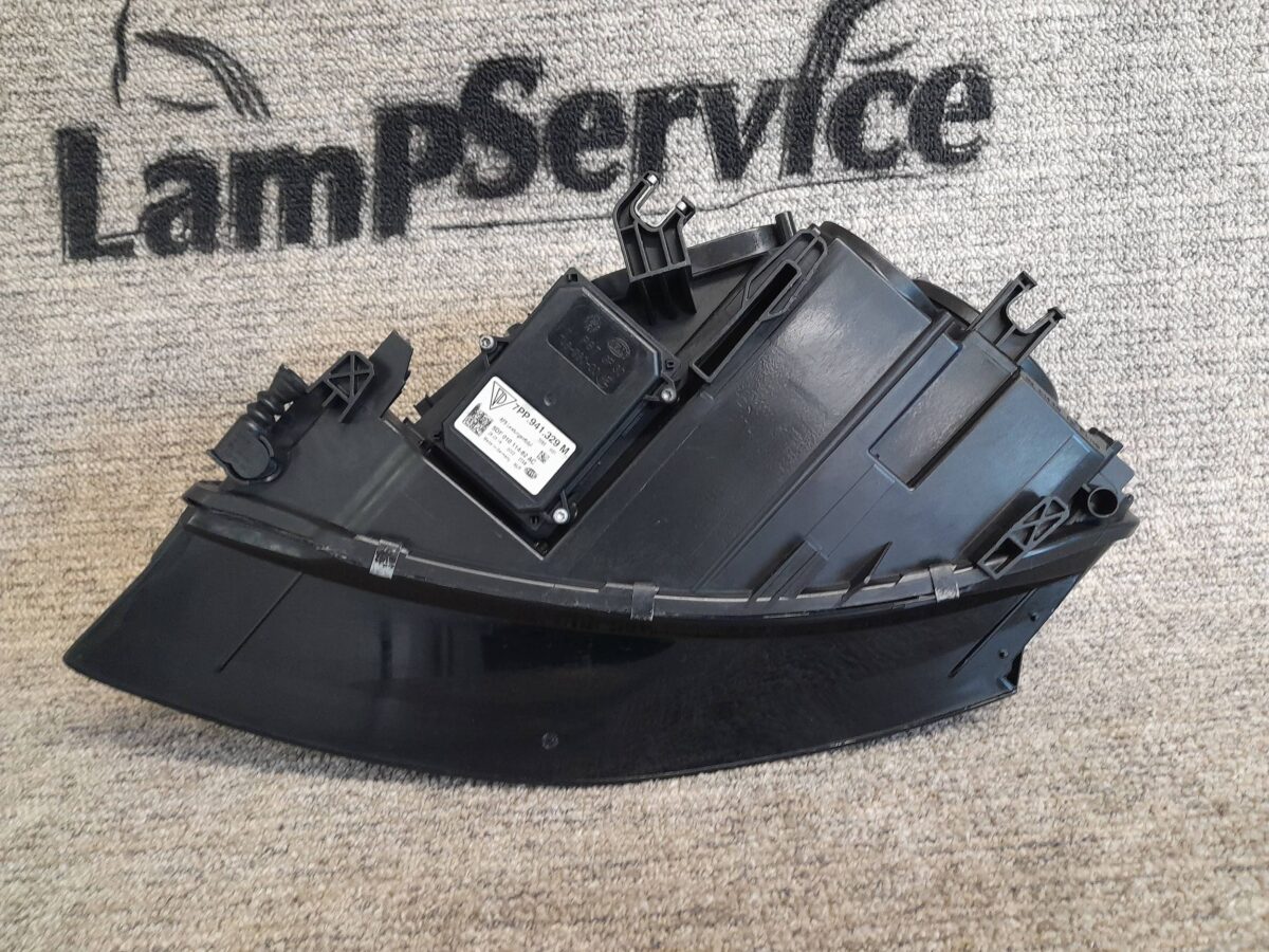 Faruri Audi A4, S4 B8 8K 2012 8K0941004S A4 F109