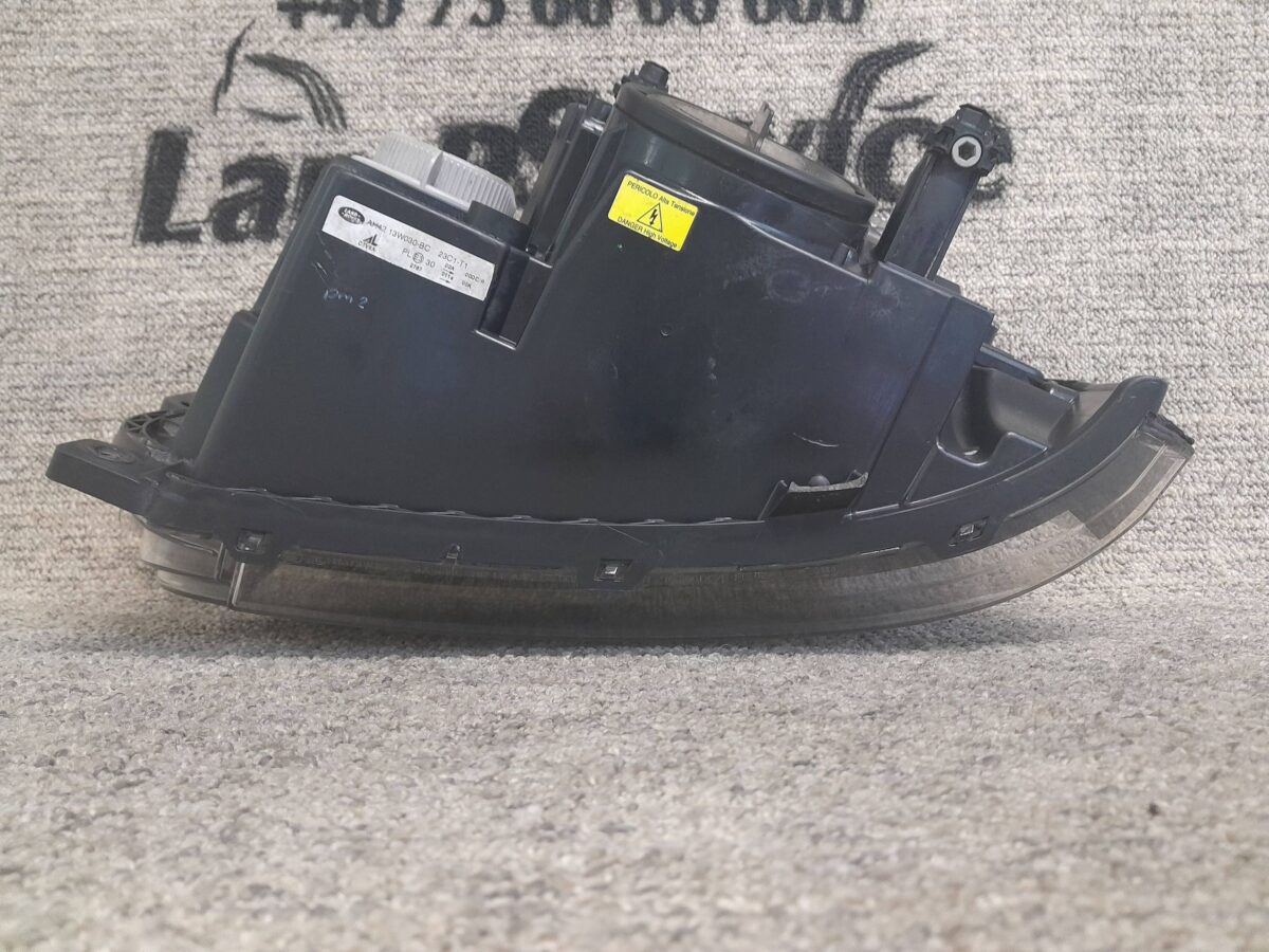 Faruri Land Rover Range L322 2012 LR026156 AH42-13W030-BC 712472751129