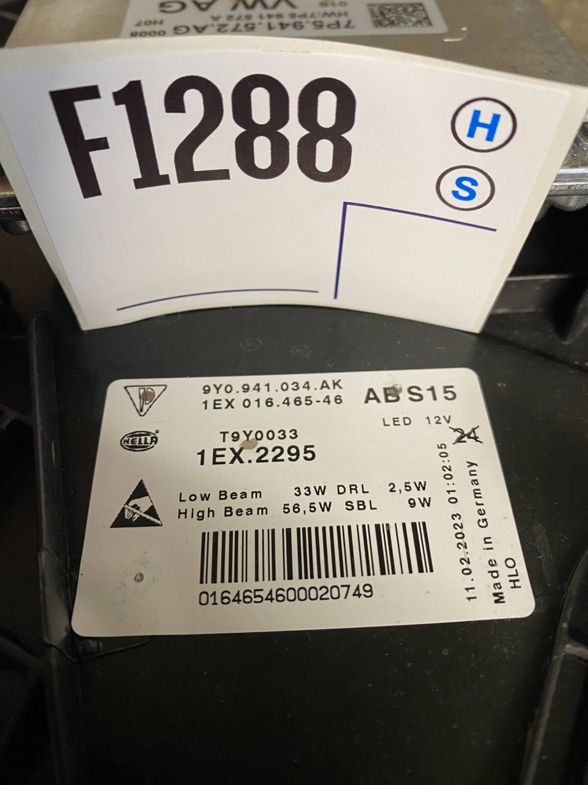 Faruri Porsche Cayenne 2019 9Y0941034AK F1288 T9Y0033 1EX2295