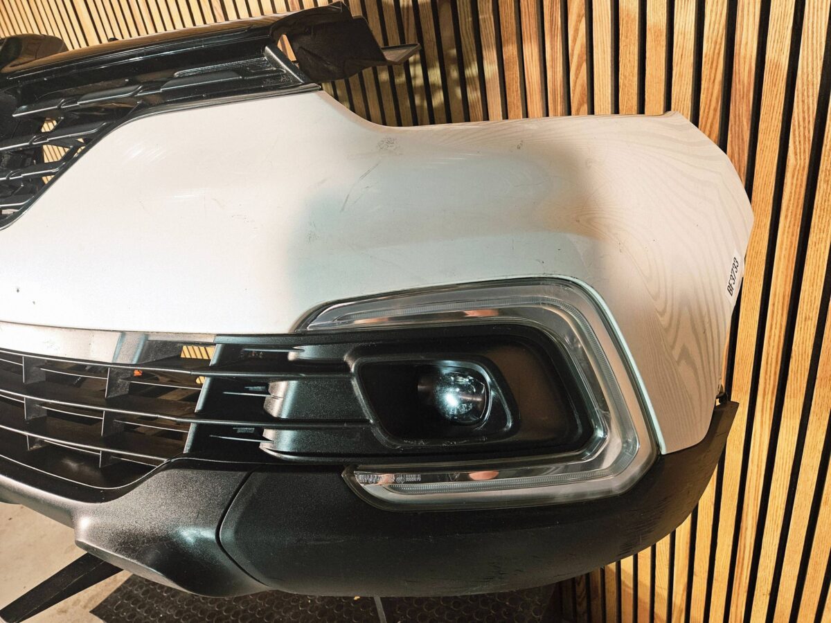 Bara fata Renault Captur 2019 BF3733