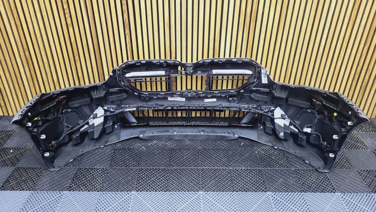 Bara fata BMW Series 5 G60 G61 2023 BF2867