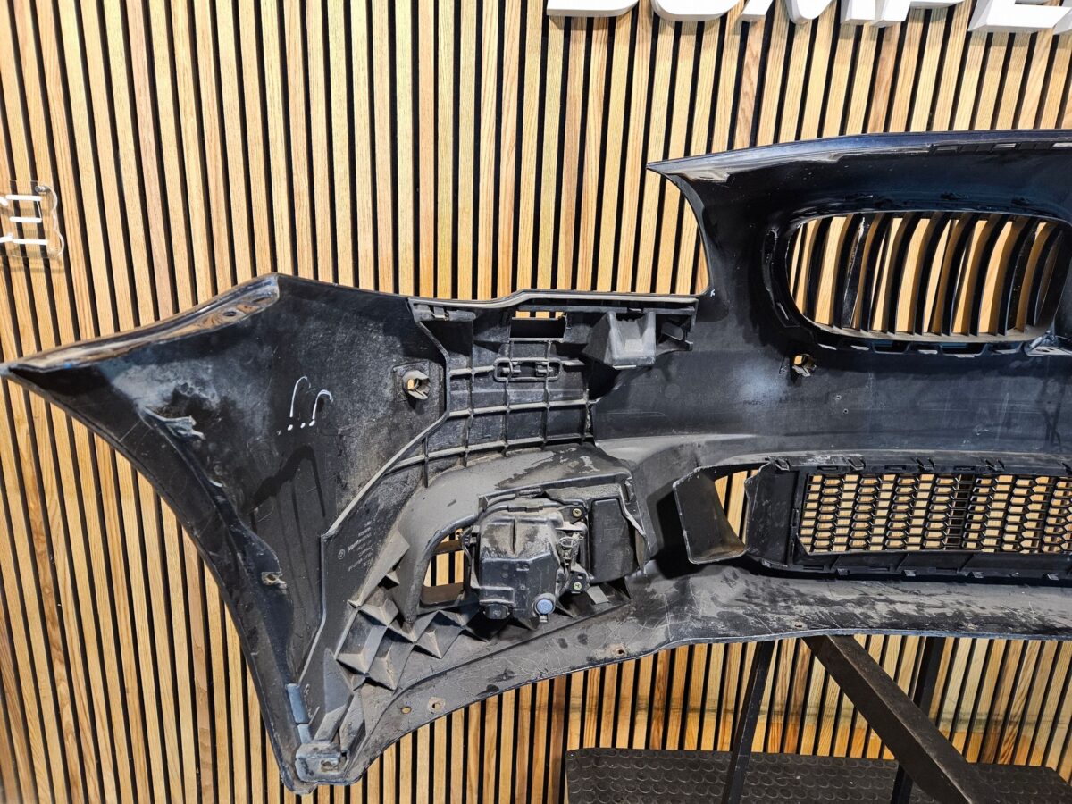 Bara fata BMW Series 5 F10 F11 2016 BF4149