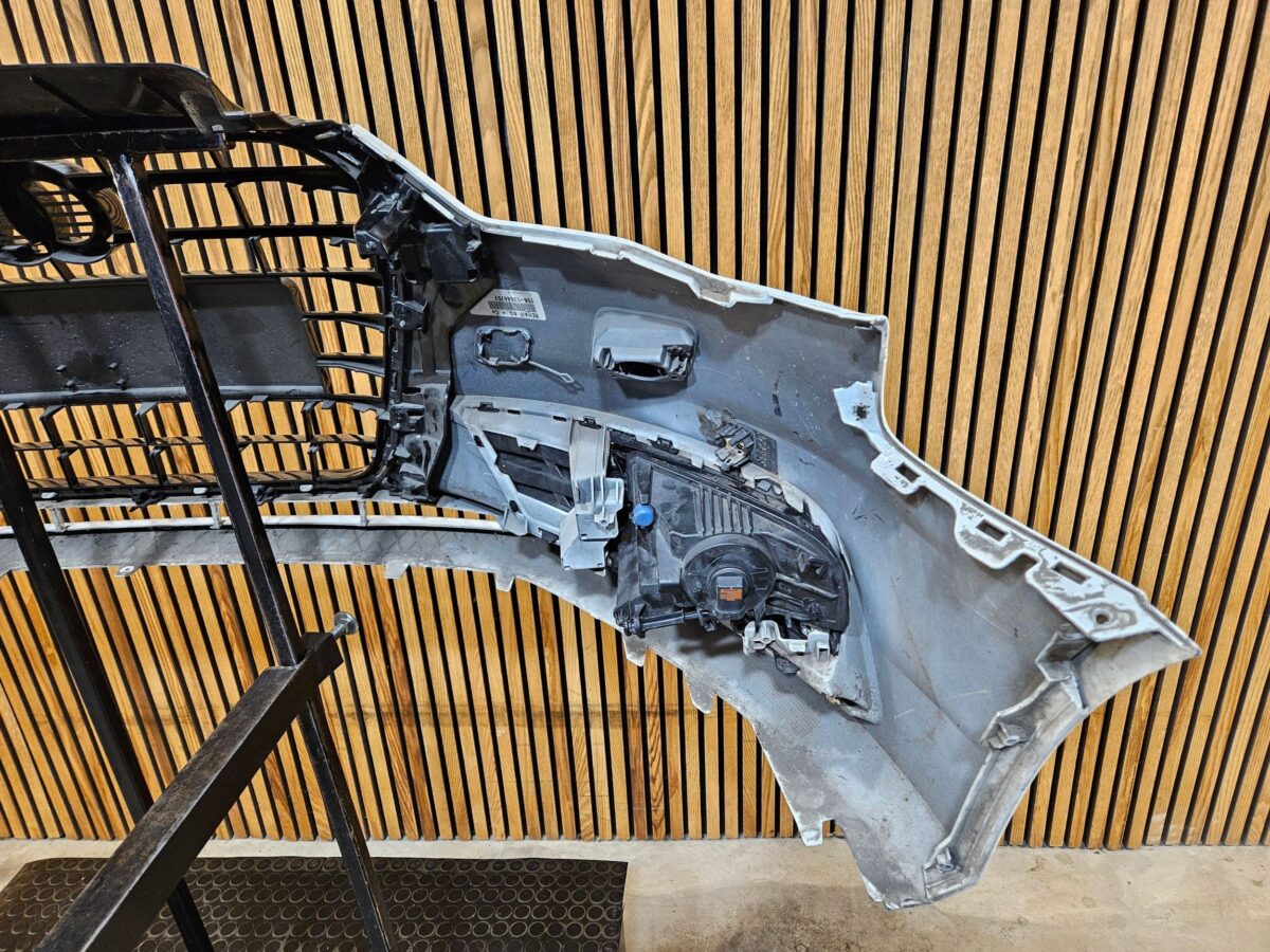 Bara fata Audi A3, S3 8V 2013 8V5807437 A3 BF2931