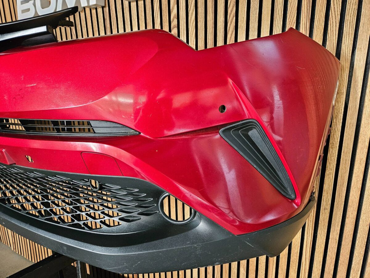Bara fata Toyota C-HR I 2022 BF3570