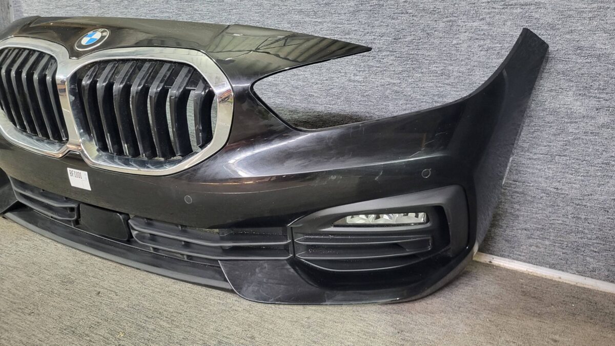 Bara fata BMW Series 1 F40 2019 BF1101