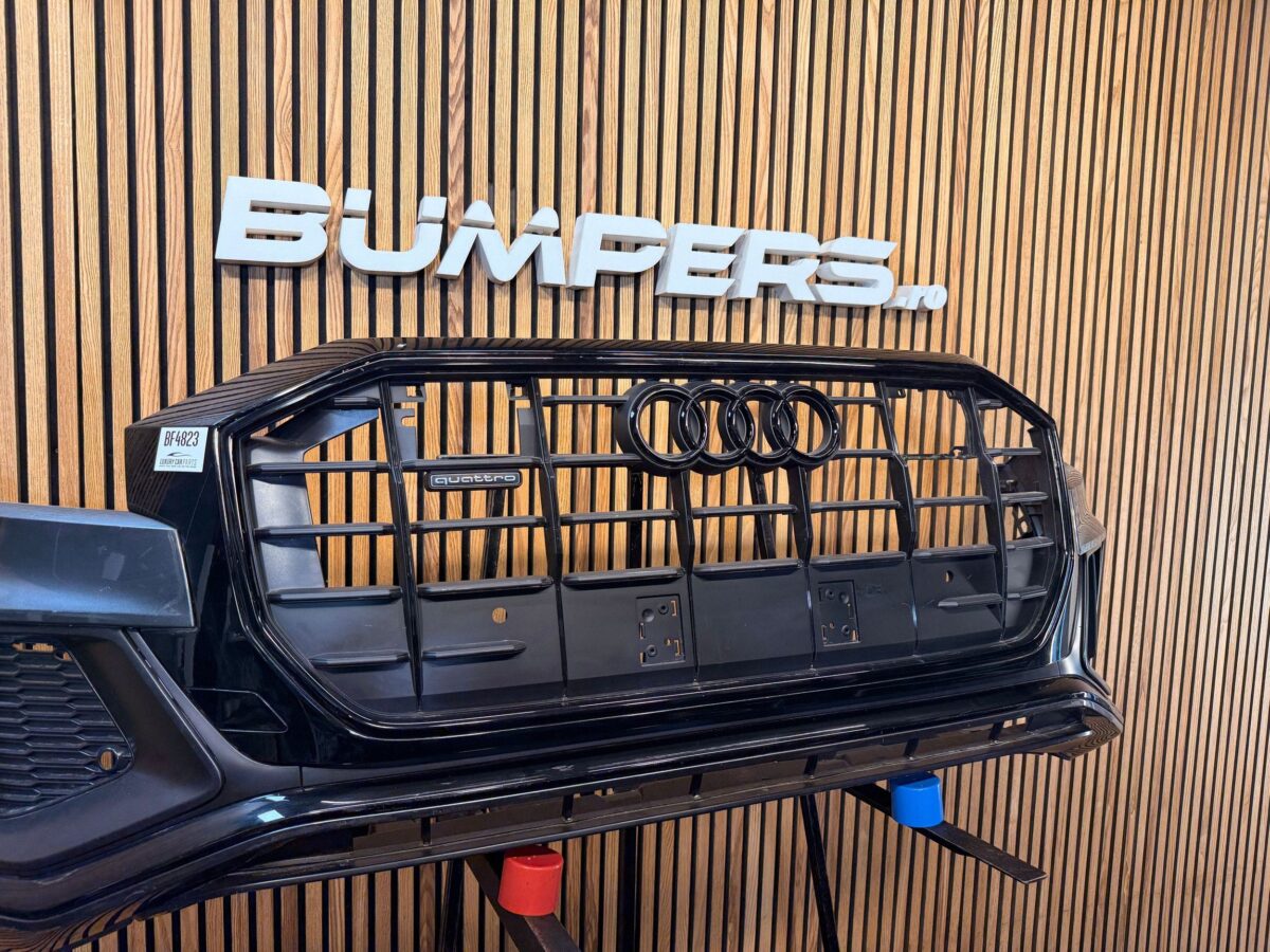 Bara fata Audi Q8 2019 4M8807437D BF4823