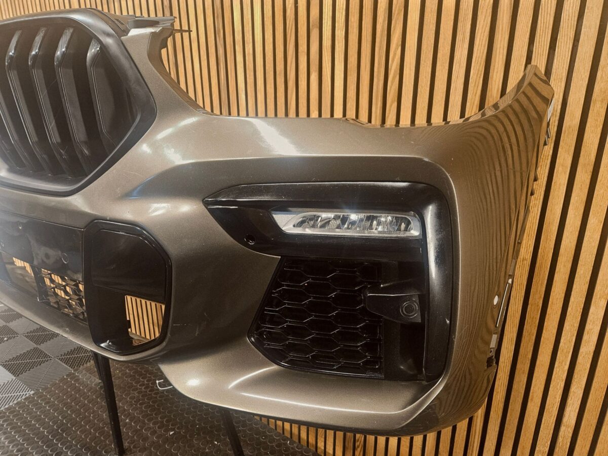 Bara fata BMW X6 G06 2020 10503420 BF4710
