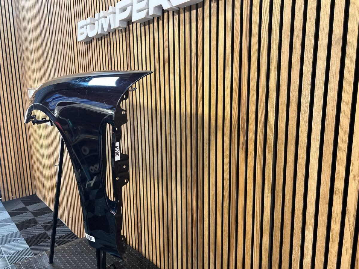 Porsche Panamera 2018 Aripa fata 971805625