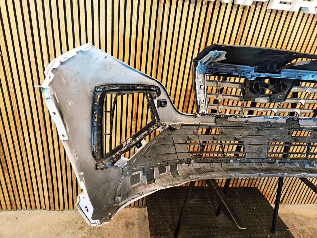 Bara fata Hyundai Tucson IV NX4 2020 BF4067