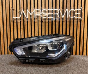 Faruri Mercedes CLA C118 X118 2018 A1189062500