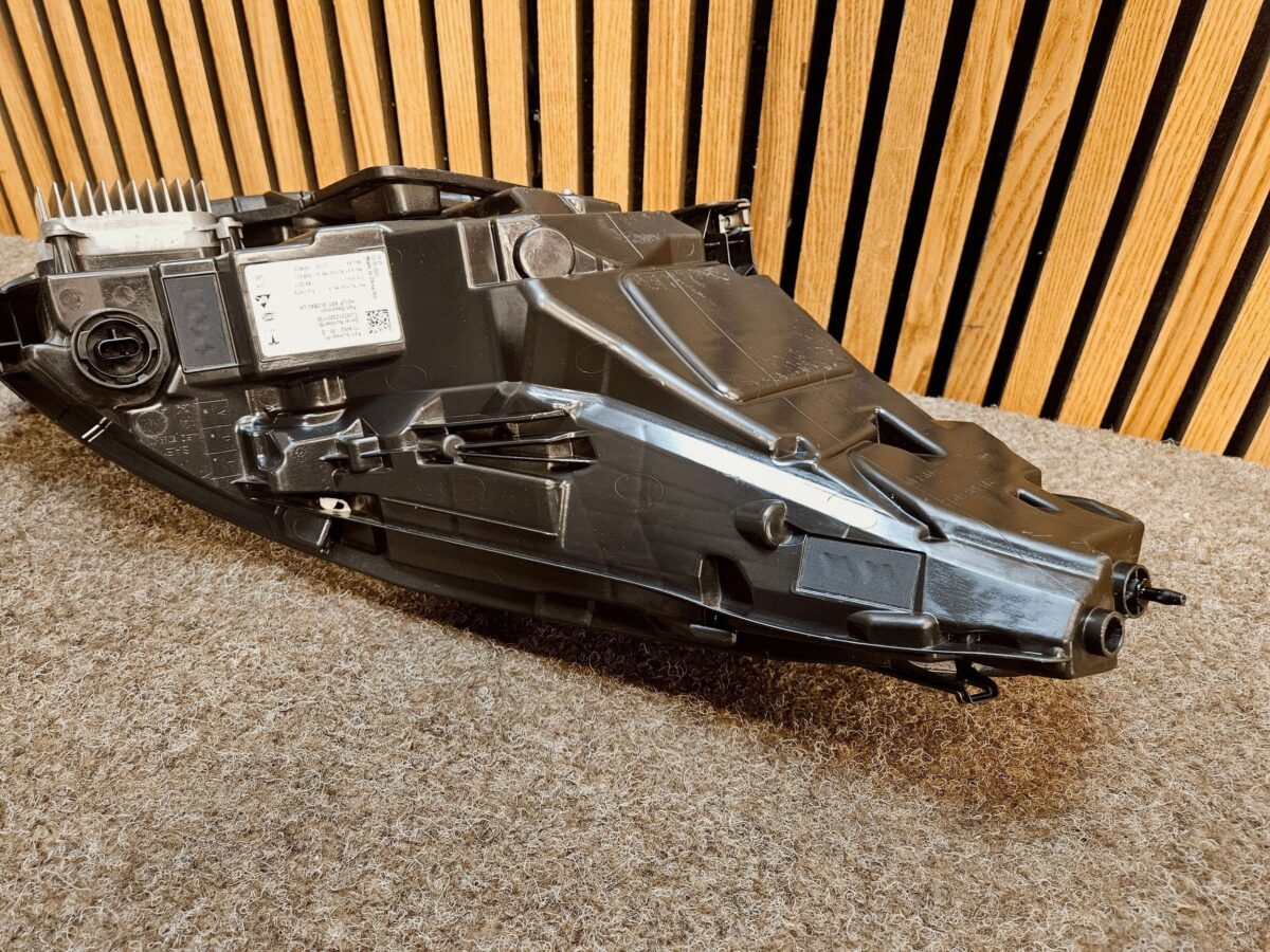 Faruri Stânga Tesla Model 3 2020 151495200D F3428