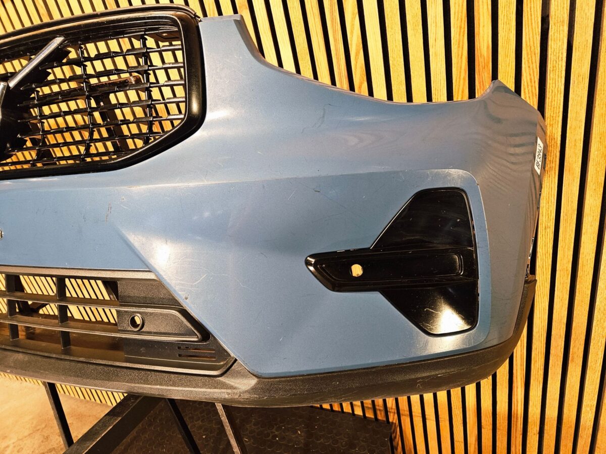 Bara fata Volvo XC40 2020 BF3943