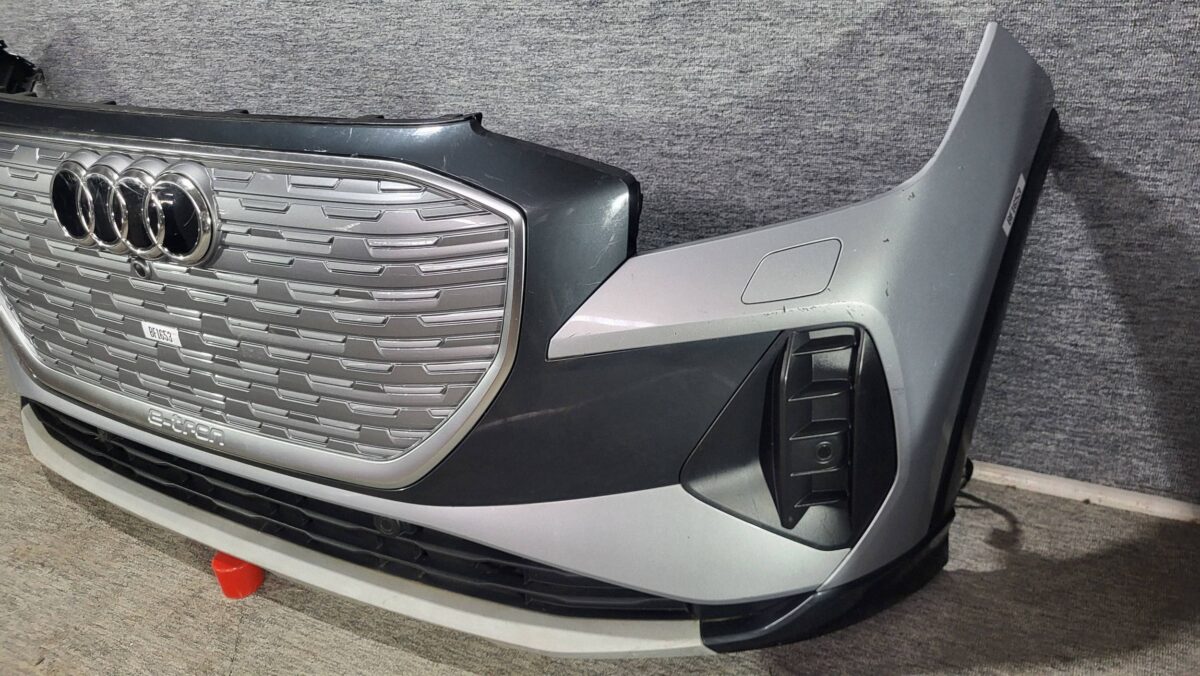 Bara fata Audi Q4 e-tron 2021 BF1653