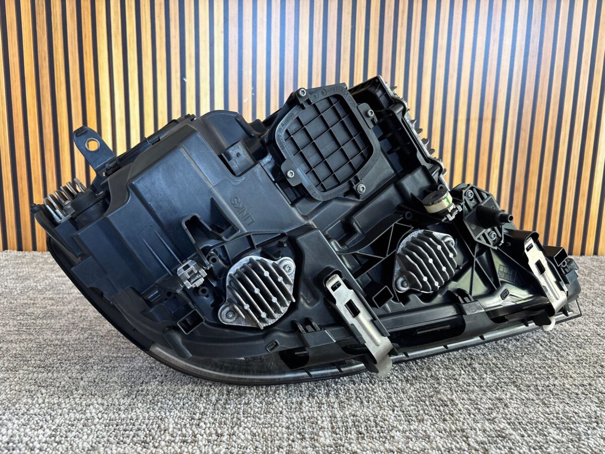BMW Series 7 G11 G12 2017 Far 7465605