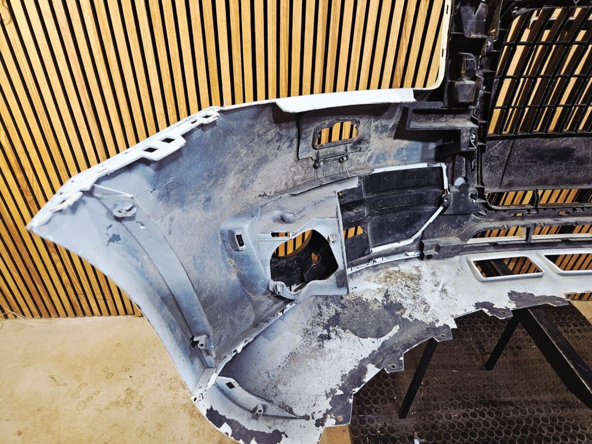 Bara fata Audi Q5, SQ5 8R 2010 BF4449 Q5 8R0807065