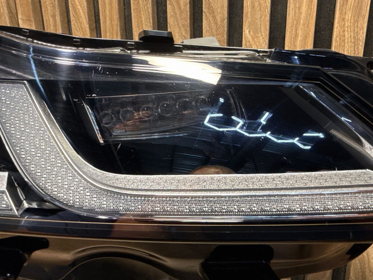 Faruri Stânga Jaguar F-Pace 2023 MK8313W029BC 0021807802 X260 X761