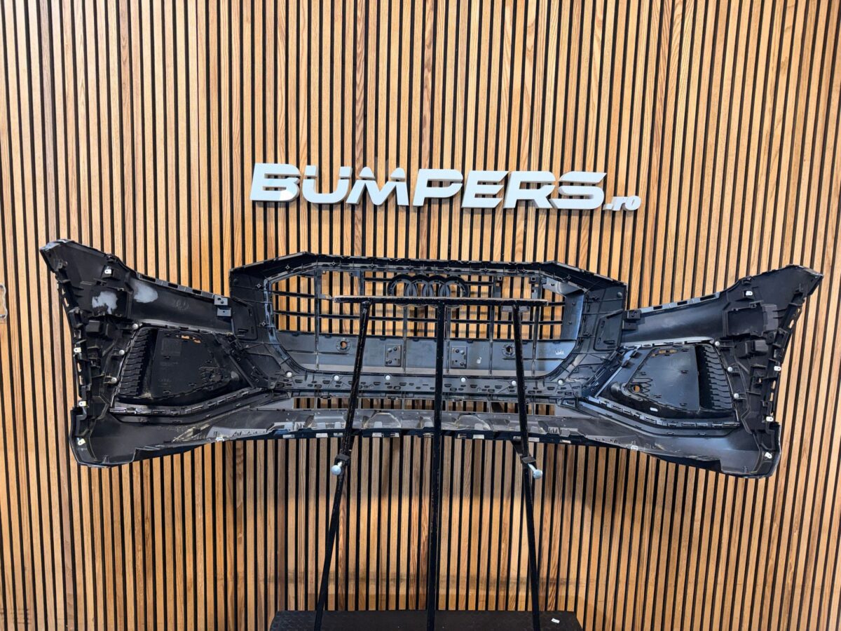 Bara fata Audi Q8 2019 4M8807437D BF4823