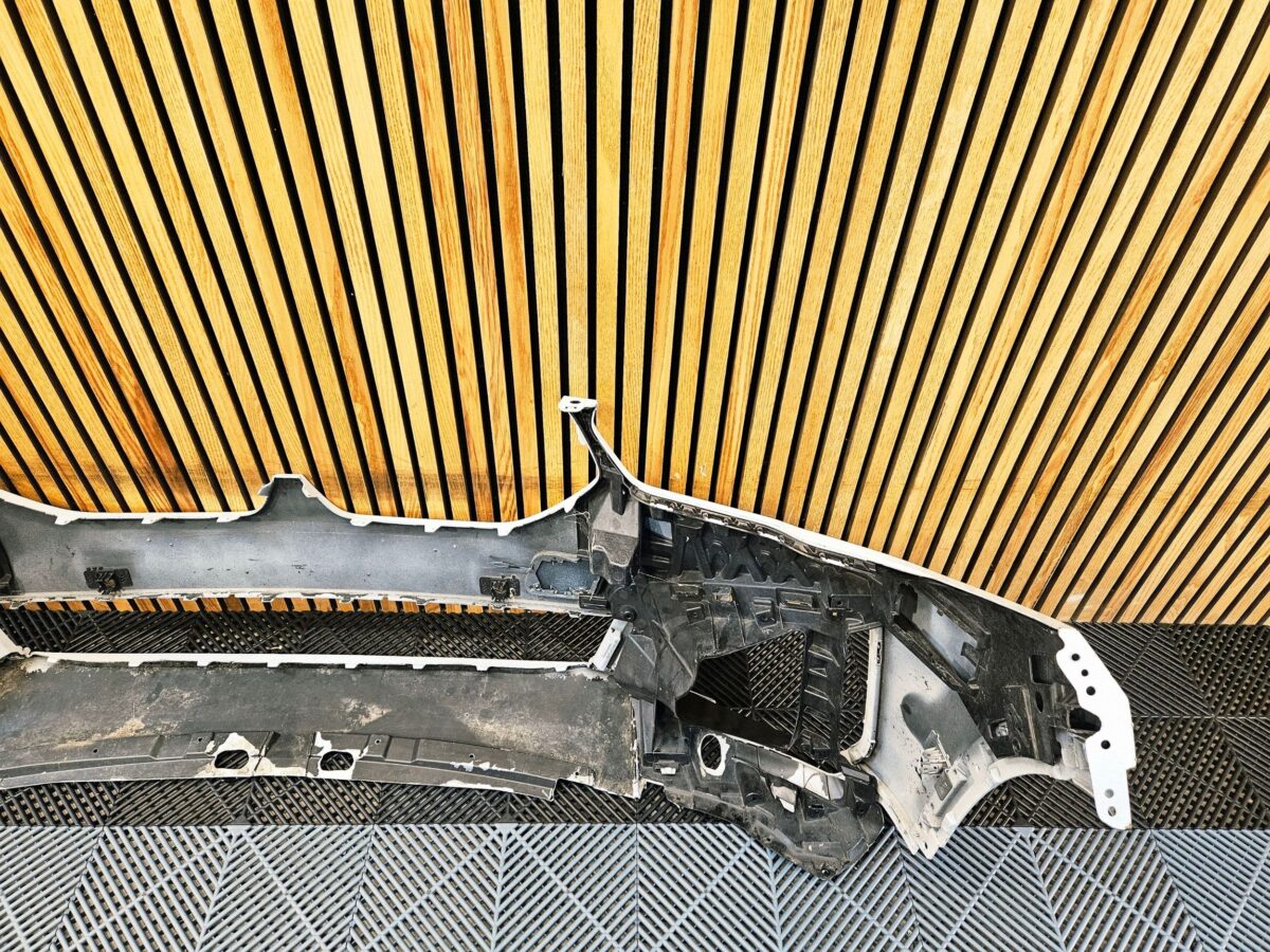 Bara fata BMW X6 G06 2020 51117446161