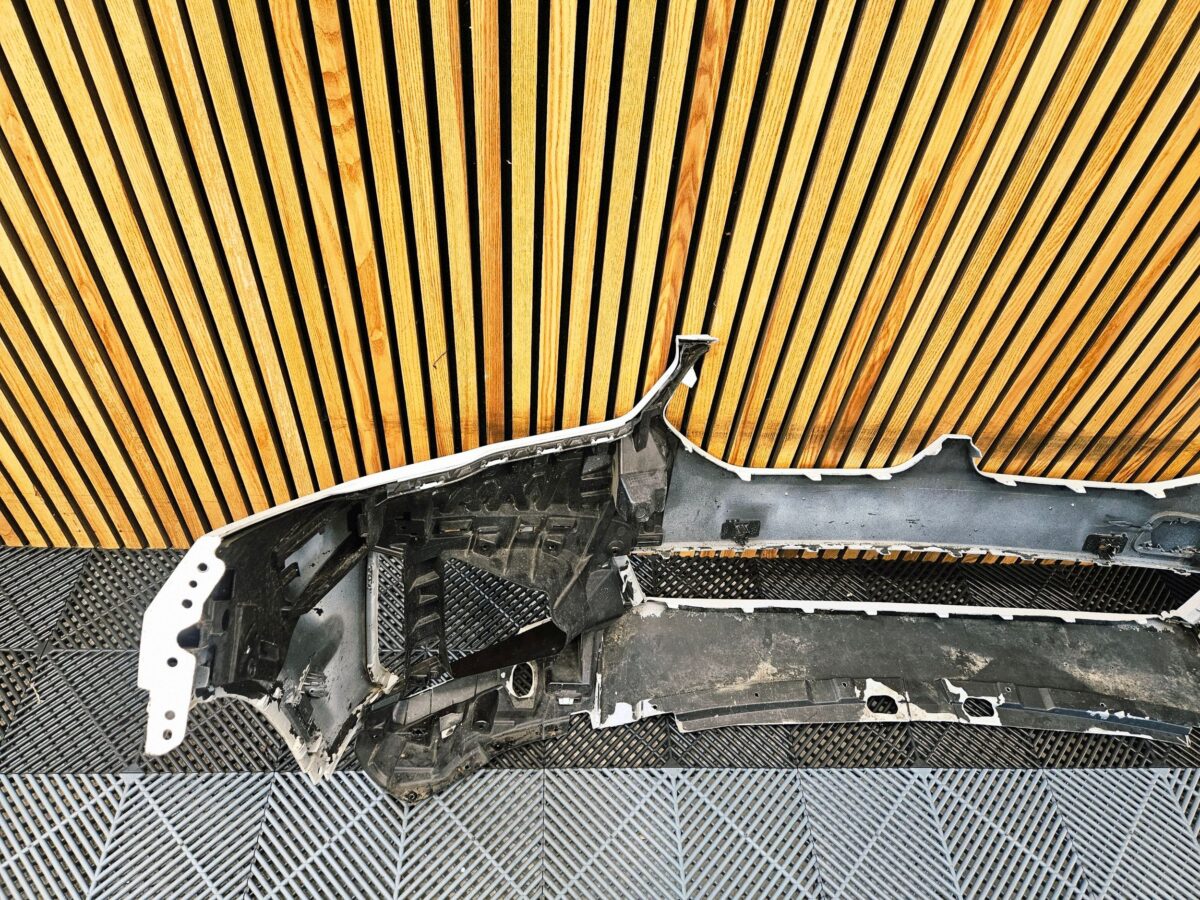 Bara fata BMW X6 G06 2020 51117446161