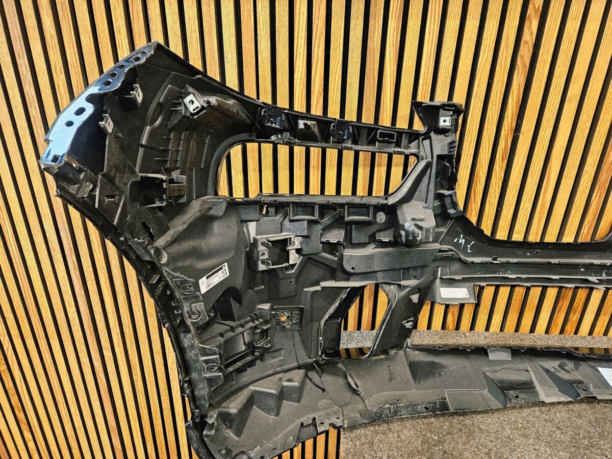 Bara fata BMW X7 G07 2023 10503420 BF4914