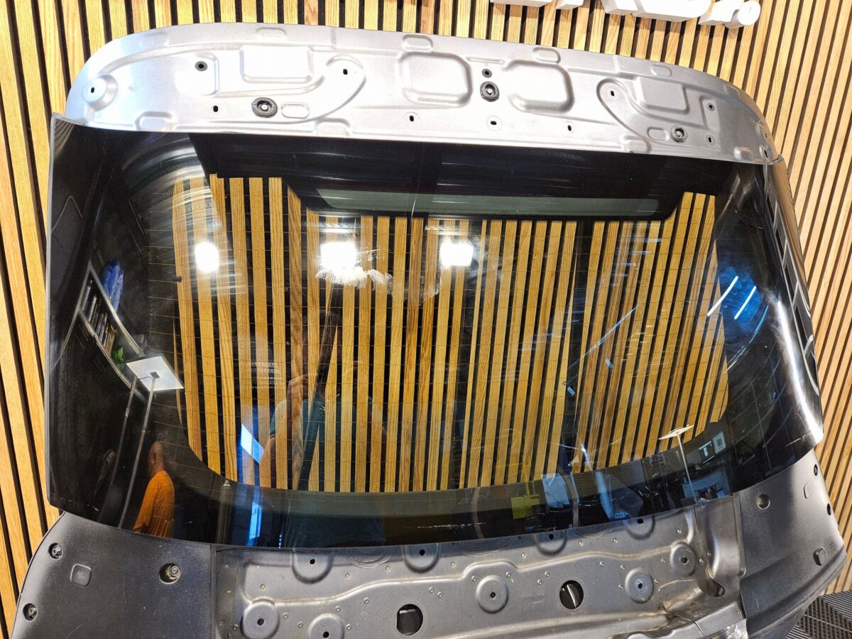 Capota portbagaj Spate Porsche Cayenne 2022 9Y3827025A