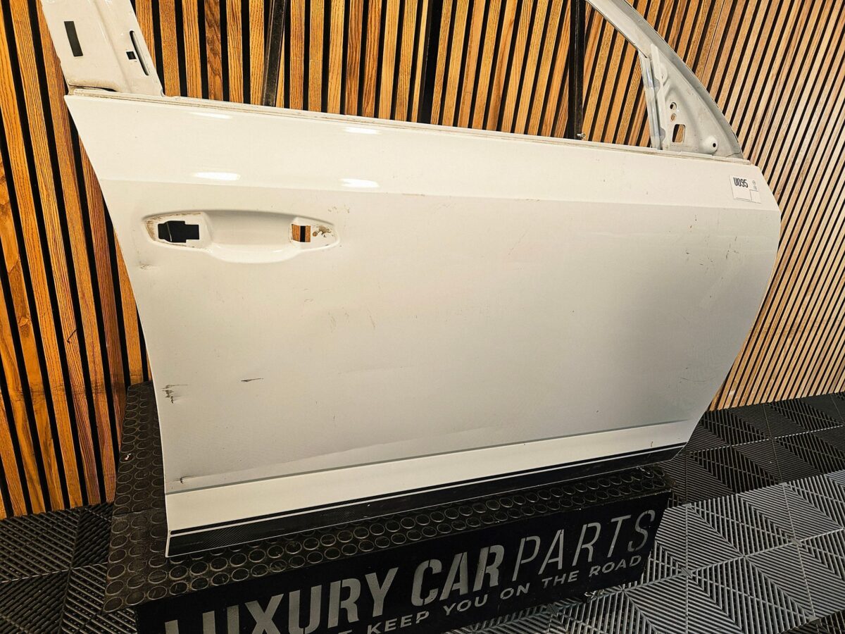 Usa fata Dreapta Audi A4, S4 B9 2018 A4 U095