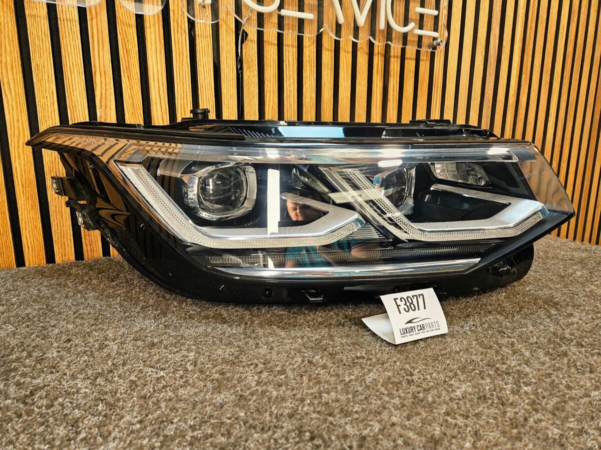 Faruri Dreapta Volkswagen Tiguan 2022 5NB941082G F3877