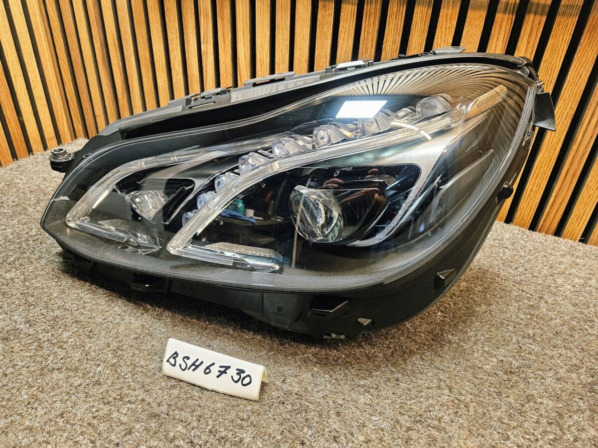 Faruri Stânga Mercedes E, AMG E 2015 W212 A2129063103