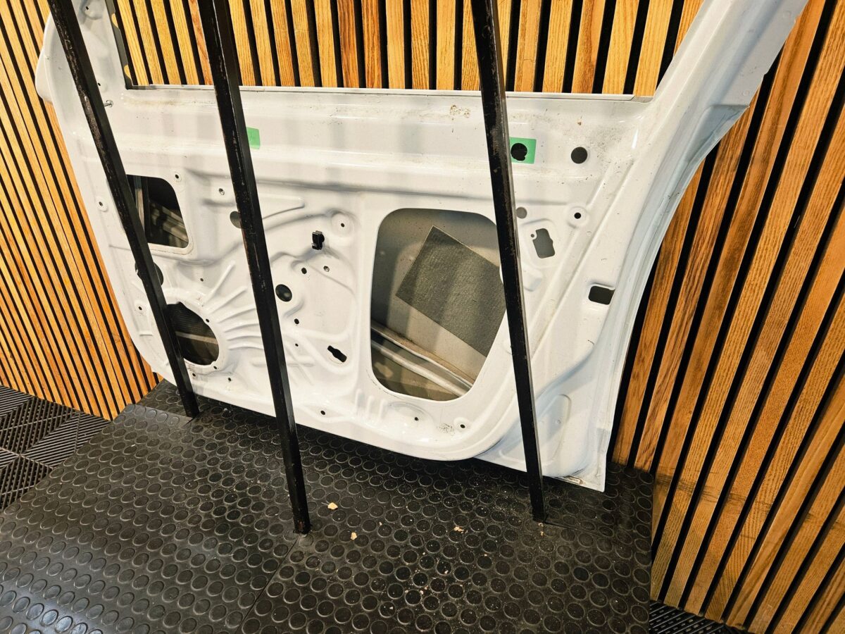 Usa fata Dreapta Audi A4, S4 B9 2018 A4 U095