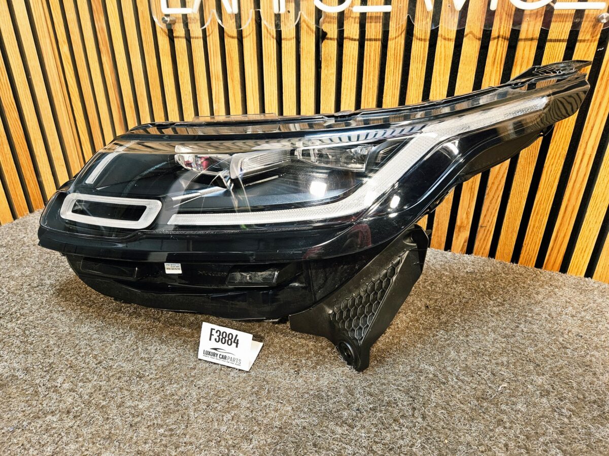 Faruri Stânga Land Rover Range Velar 2018 L8A213W030 F3884 L8A13W030EA