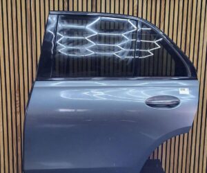 Usa spate Mercedes GLE W167 2019 U208 A1677301707 A1677308111
