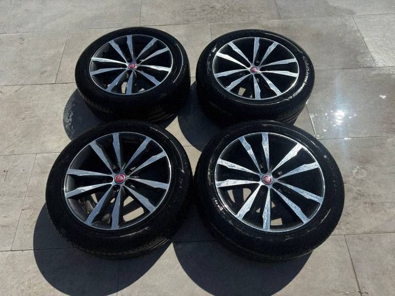 Usa spate Jaguar F-Pace 2023 MK8M1007MA MK8M1007NA