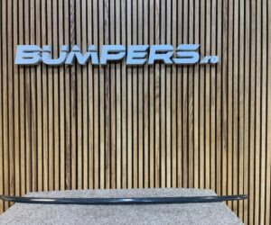 Bara spate Audi Q8 2018 4M8807791D