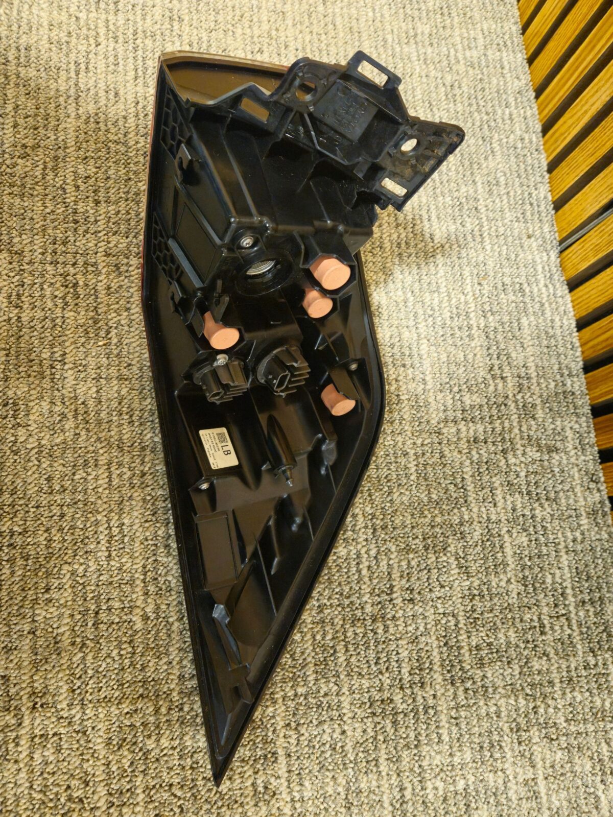 Stopuri Stânga spate Toyota RAV 4 2020 8156042230 A4S1820000 S304