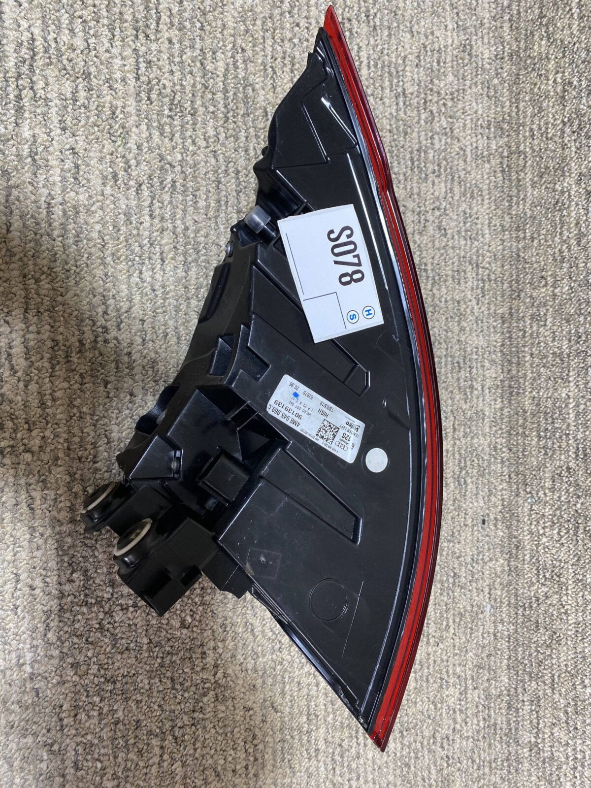 Stopuri Audi Q8 2019 S078 4M8945069C