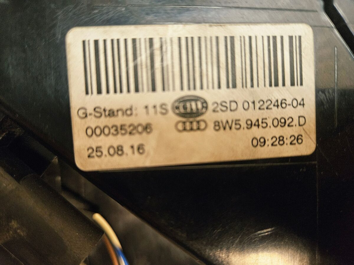 Stopuri Dreapta spate Audi A4, S4 B9 2018 S197 A4 8W5945092D