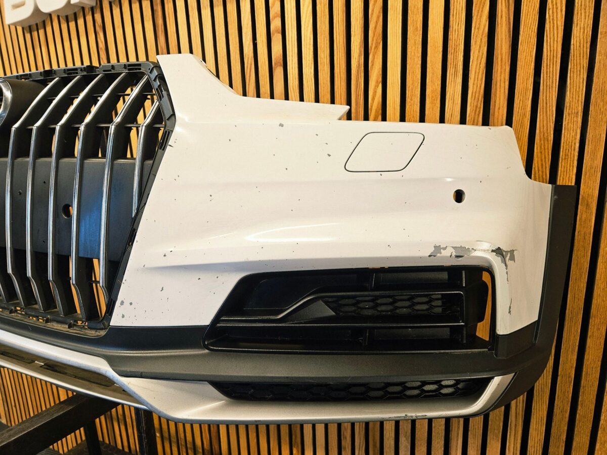 Bara fata Audi A4 Allroad B9 2018 8W0807437Q