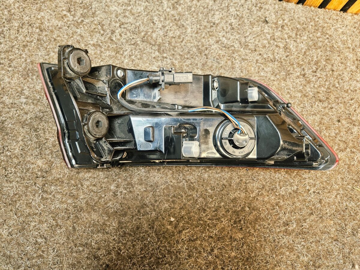 Stopuri Dreapta spate Audi A4, S4 B9 2018 S197 A4 8W5945092D