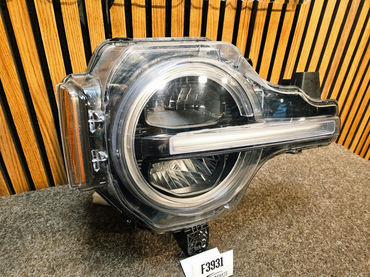 Faruri Dreapta Ford Bronco 2024 M2DB13E014AJ F3931