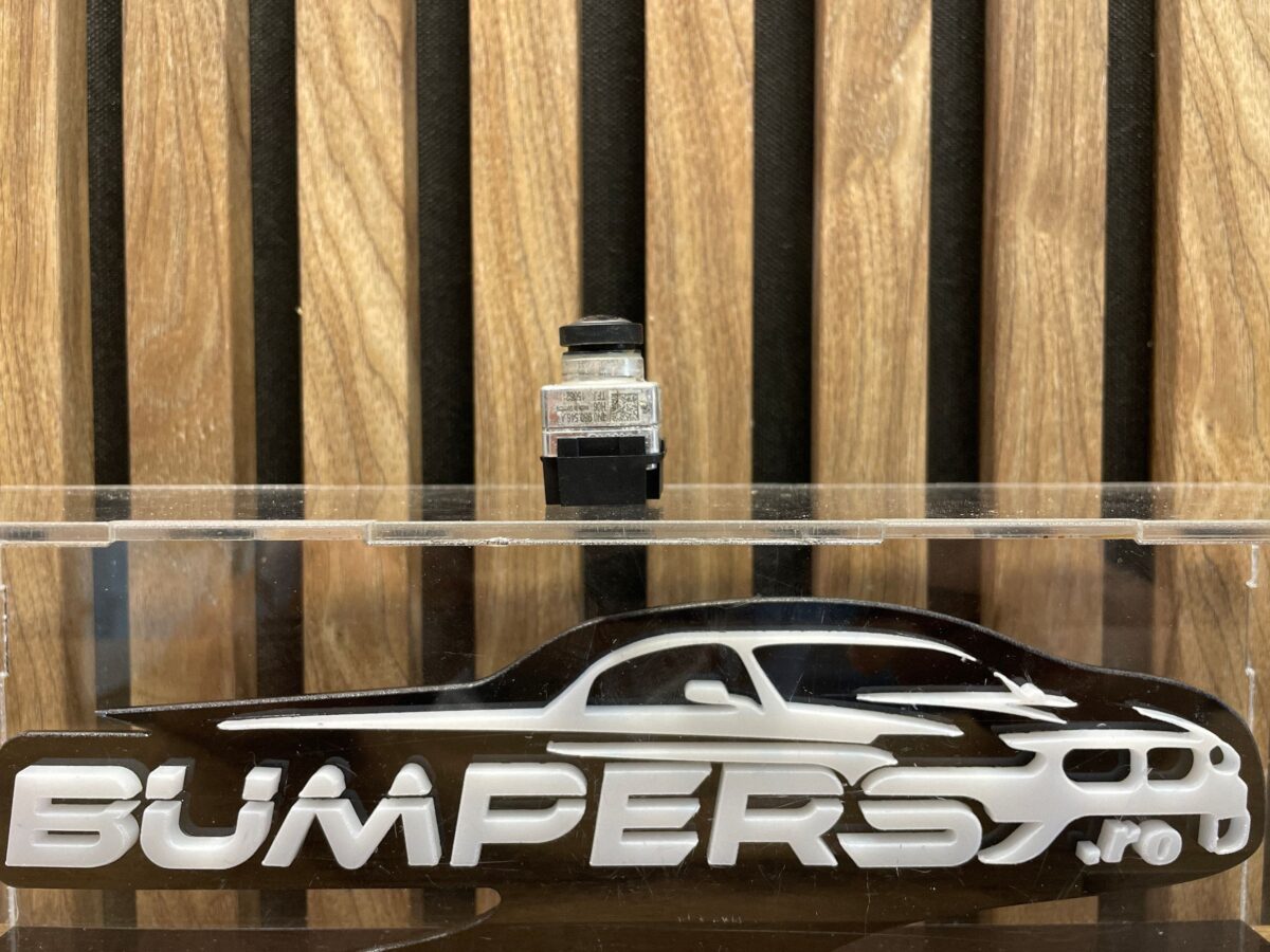Camera marsarier Spate Porsche Cayenne 2018 4N0980546A