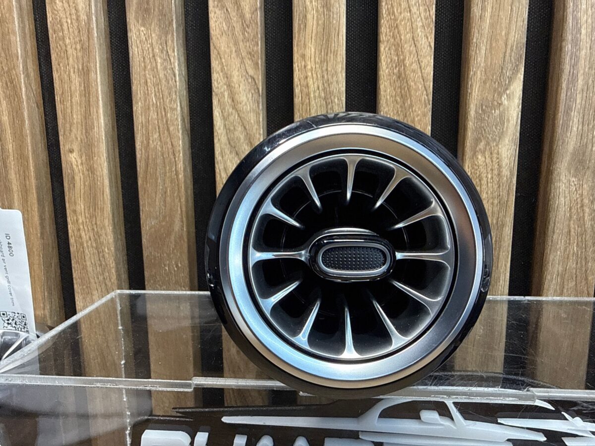 Guri ventilatie Mercedes GLA H247 2020 A2478306803 1200983100